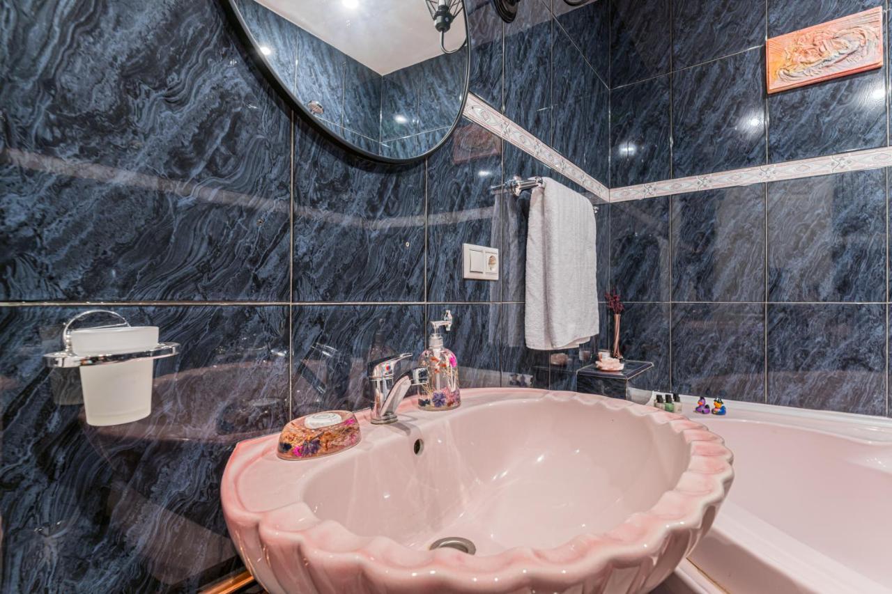 Hera Apartment - Old Town Braşov Eksteriør billede
